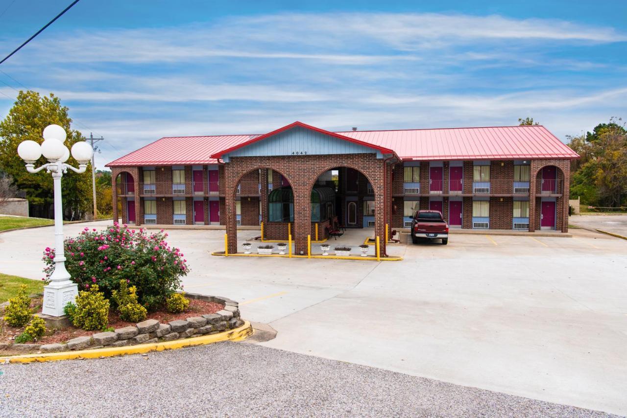 Express Inn Eureka Springs Bagian luar foto