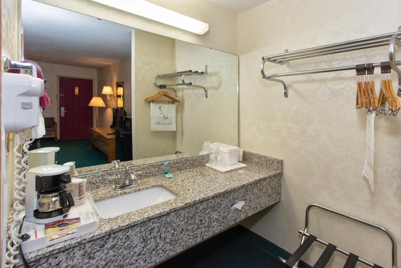 Express Inn Eureka Springs Bagian luar foto