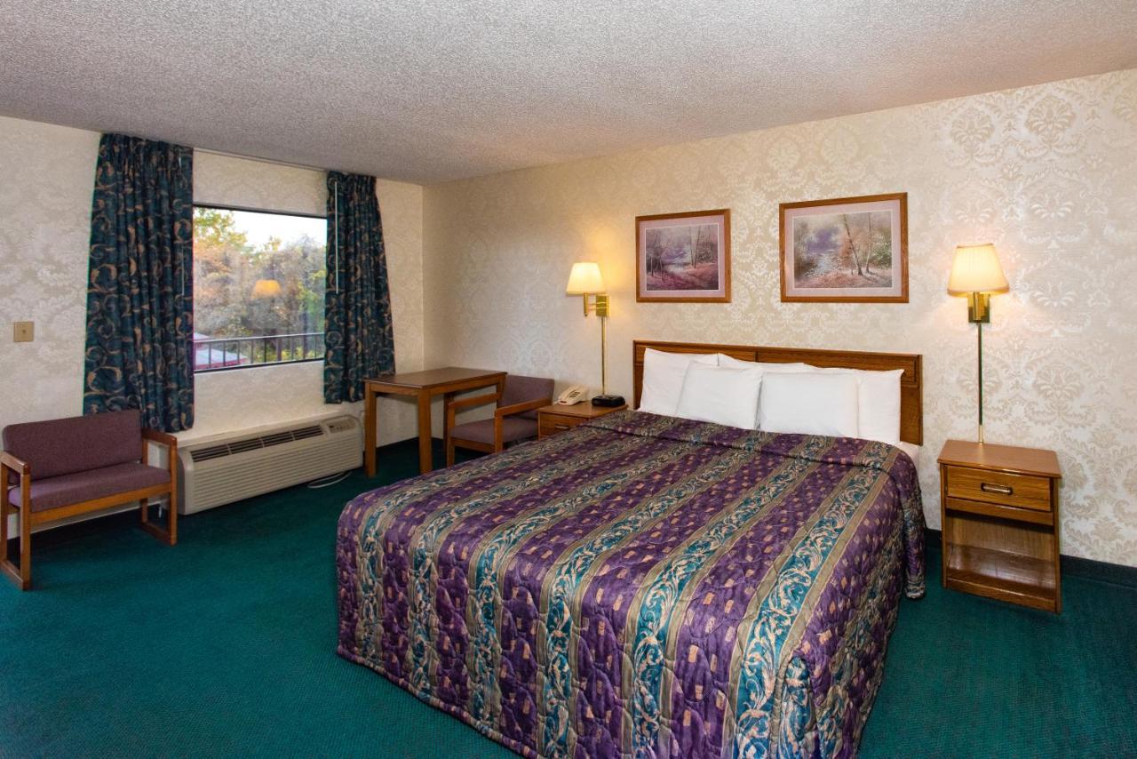 Express Inn Eureka Springs Bagian luar foto